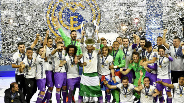 德甲半场：阿莫拉1射1传，威默破门，沃尔夫斯堡2-0柏林联合（德甲半场：阿莫拉传射建功，威默破门，沃尔夫斯堡2-0领先柏林联合）