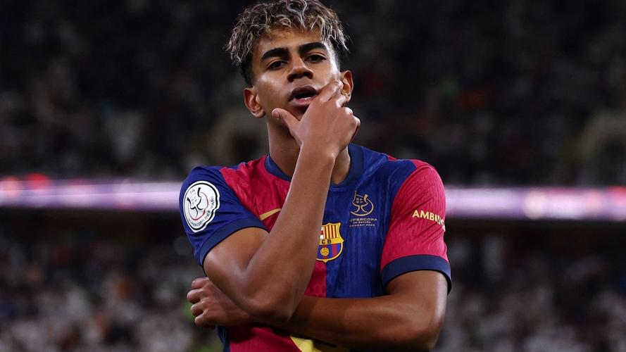 西甲半场：格德斯建功，久保建英失良机，皇家社会1-0赫罗纳（半场战报：格德斯进球，久保建英错失良机，皇家社会1-0领先赫罗纳）