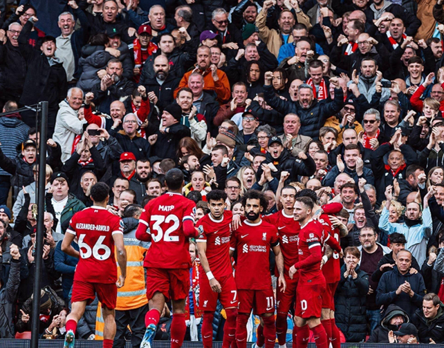 曼联英超赛场精彩抢断反击