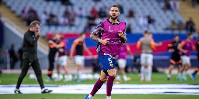 世俱杯金靴赔率：迪马利亚淘汰仍第1 凯恩紧咬（世俱杯金靴赔率更新：迪马利亚出局仍领跑，凯恩紧追不舍）