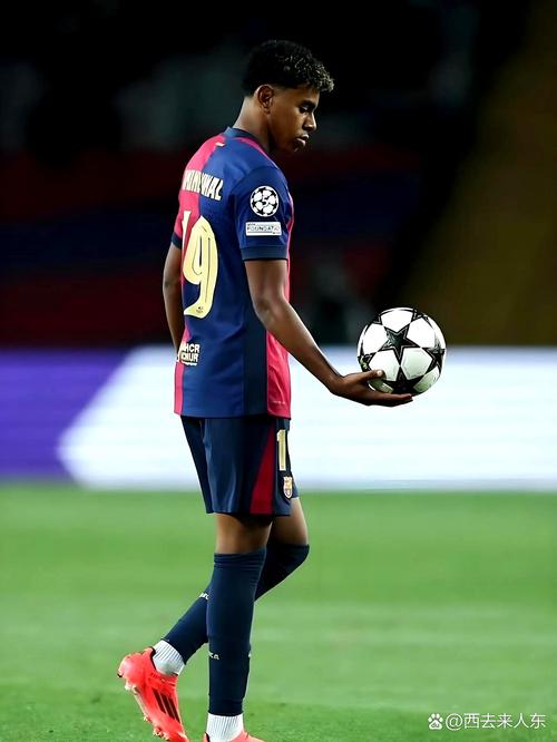 德乙半场：里斯、舒勒失良机，柏林赫塔0-0比勒菲尔德（半场战报：赫塔柏林0-0比勒菲尔德，里斯与舒勒错失良机）