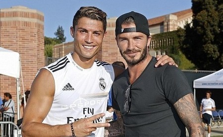 国乒豪取四连胜！混团世界杯颁新规，孙颖莎王楚钦组合终于迎回肖战！