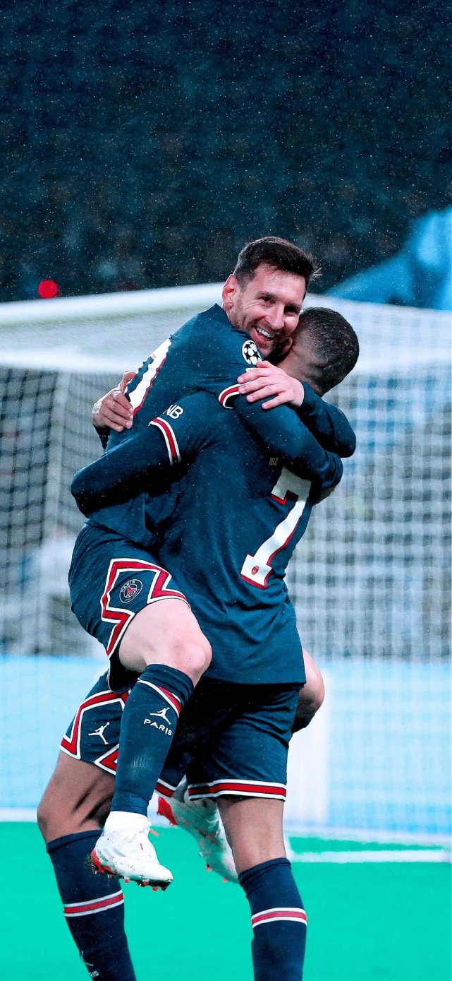 中国U17vs文莱U17：邝兆镭、万项首发，何思凡、金昱成出战