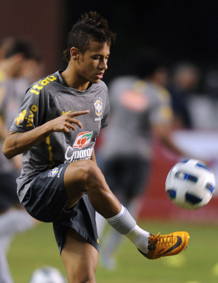 德转列从未入选国家队11人阵容：约罗、卡雷拉斯、德拉普在列