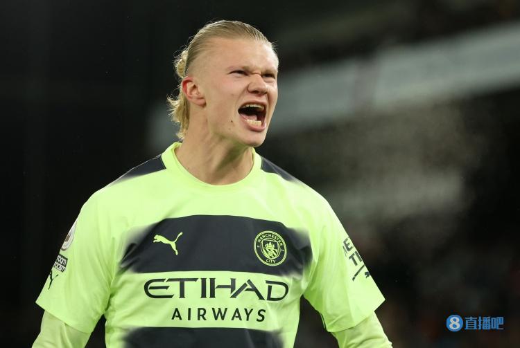 巴萨梅西自由球进球助球队领先