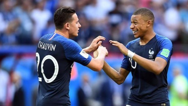 罗马诺：拜仁后卫博埃近期再次被推荐给尤文