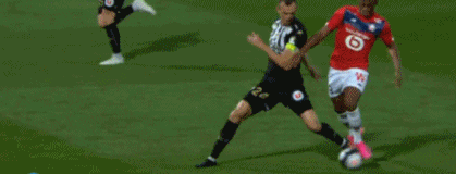 重回热刺主场并为个人壁画签名！孙兴慜：我感到无比荣幸