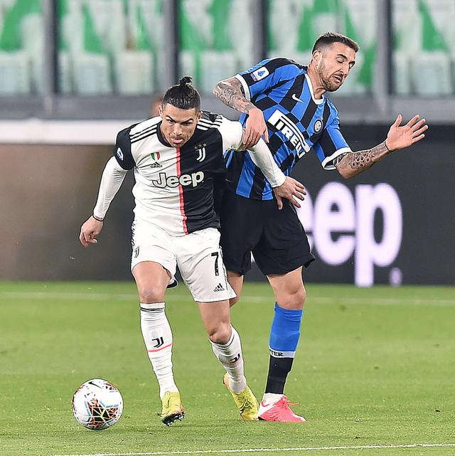 罗马诺：虽然尤文有意扎卡，但桑德兰不会在冬窗进行任何谈判