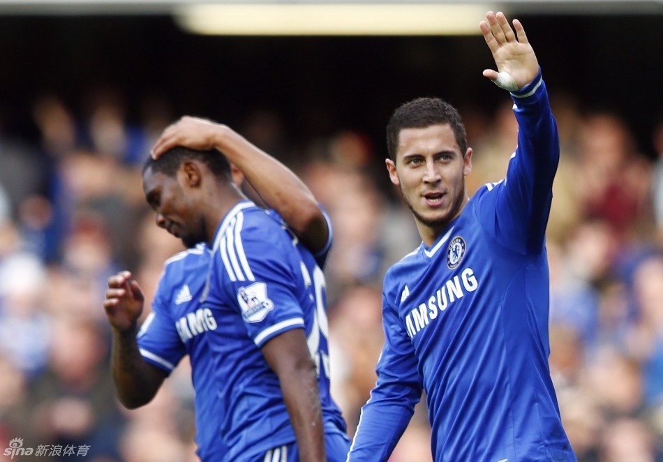 卡马文加宣布在安哥拉开办足球学院：回馈祖国对我的培养（卡马文加在安哥拉设立足球学院，以行动回报祖国栽培）